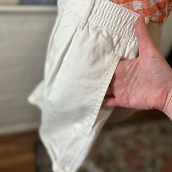 BDG White 100% Cotton High Waist Cuffed Shorts - Picture 12 of 15